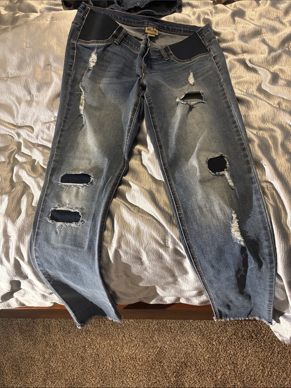6 pairs of Maternity Blue Jeans/Jeggings with Stretch Waistband, EUC - Picture 6 of 16